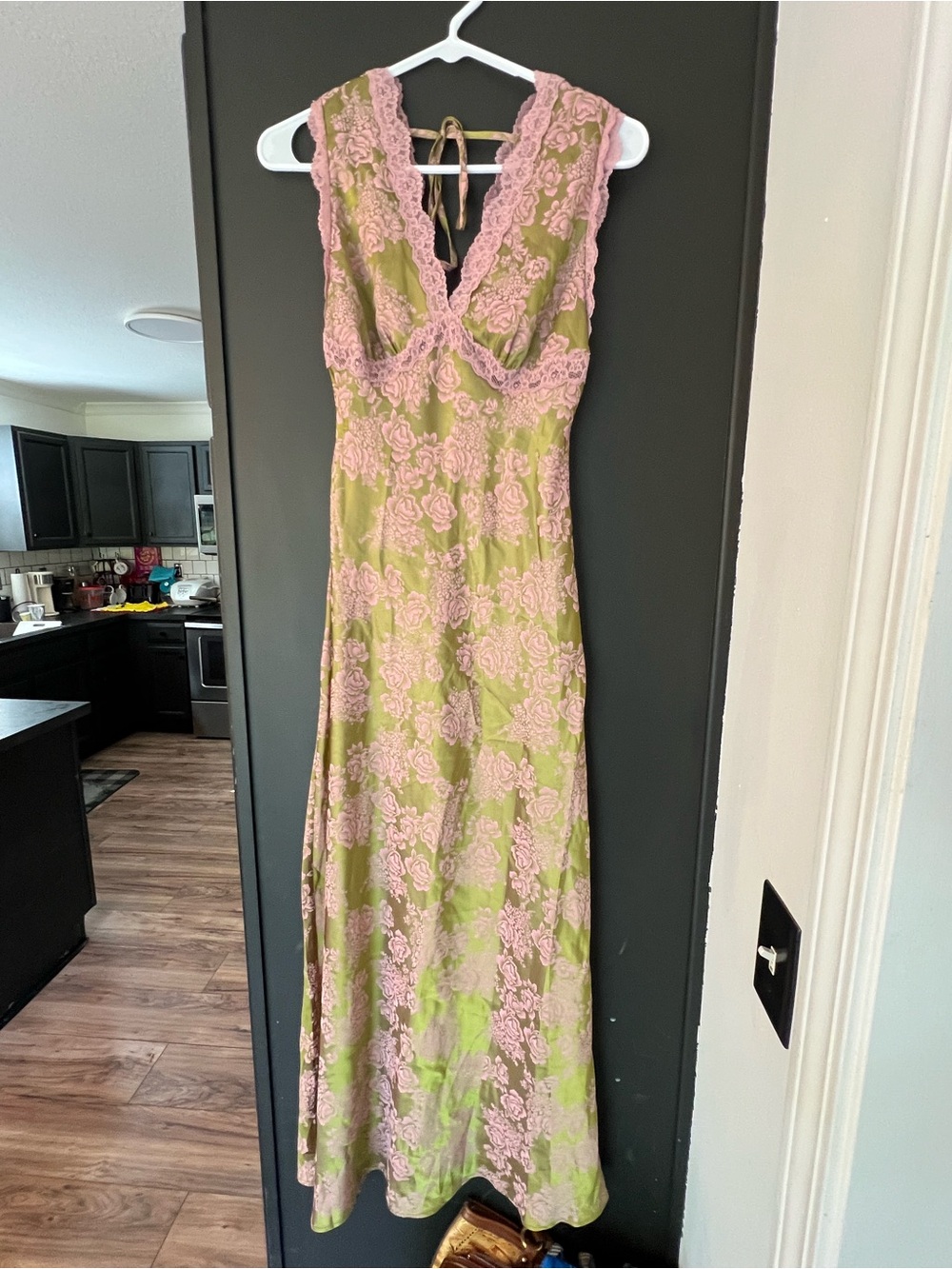 Source Unknown Pink Lace Green Floral Maxi Dress with V-Neck